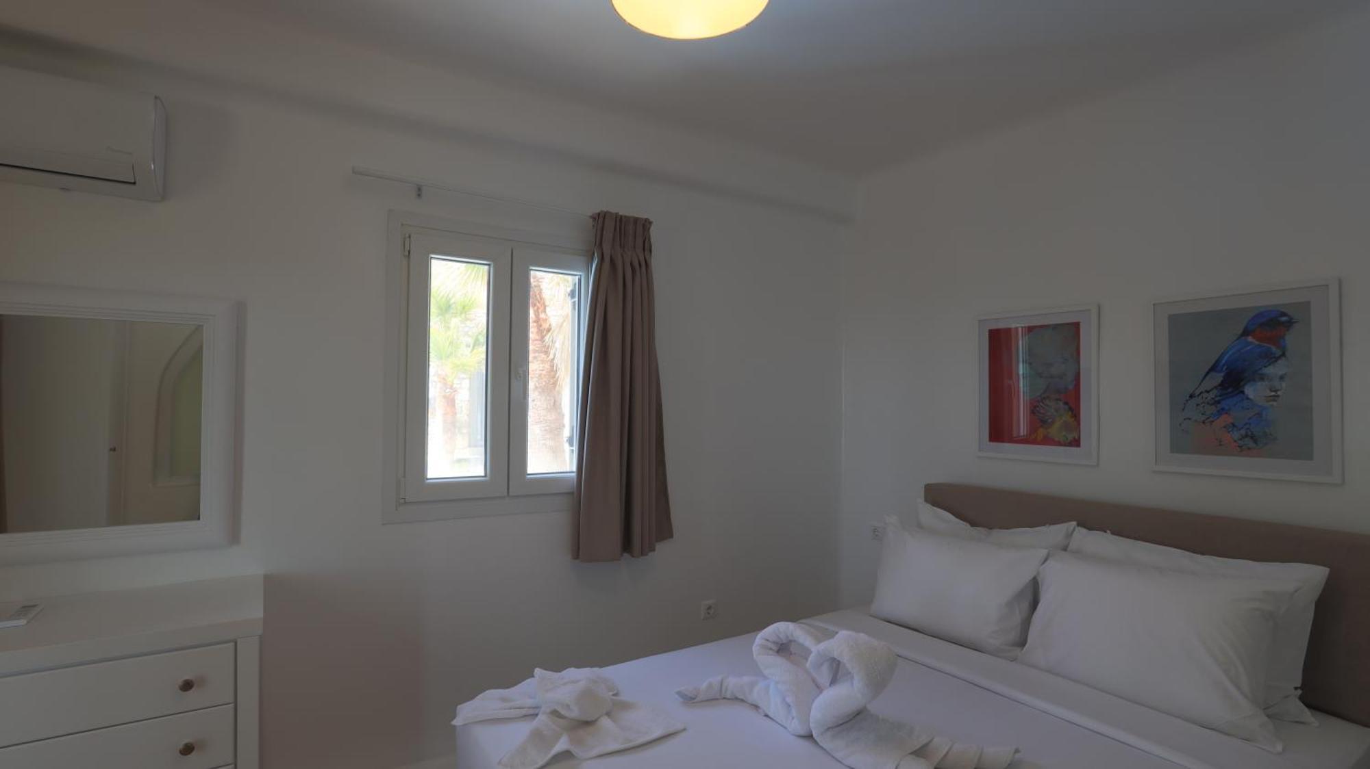 Profitis Ilias Spirit Villas By Live&Travel Панормос-Миконос Номер фото