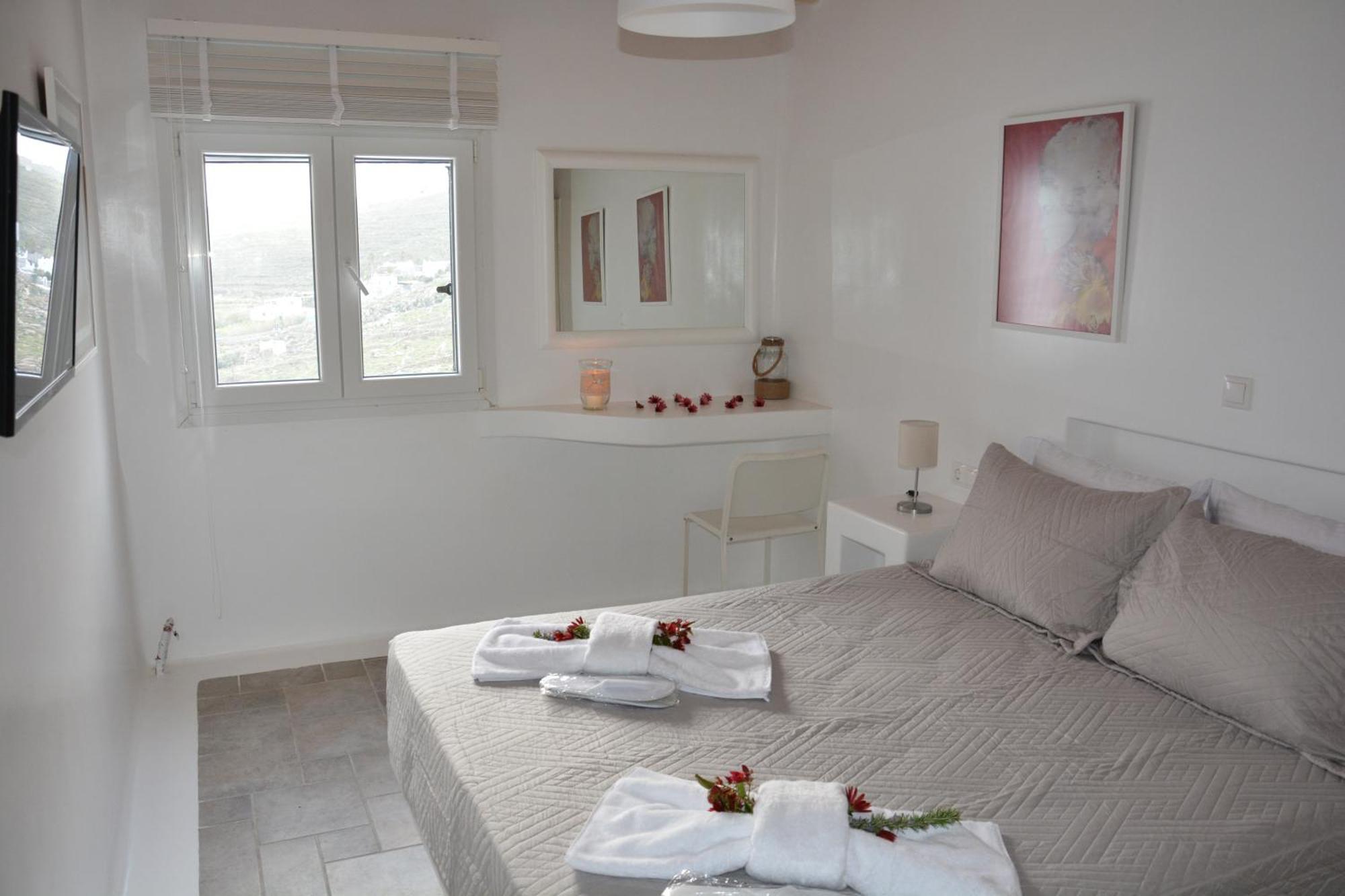 Profitis Ilias Spirit Villas By Live&Travel Панормос-Миконос Номер фото
